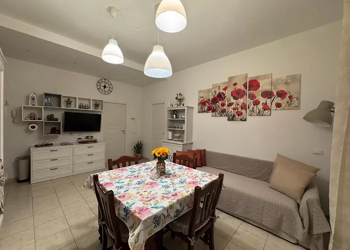 La Camelia House * Bracelli