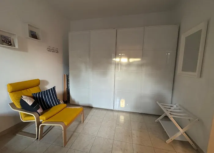 La Camelia House Daire Bracelli