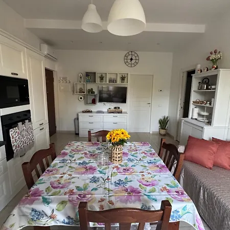 דירה La Camelia House Bracelli